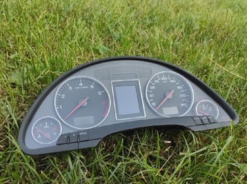 EU Licznik Audi A4 B6 1.8T 163km europa zegary