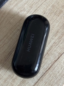 Etui ładujące słuchawki huawei 3i