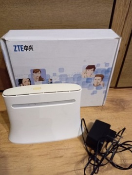 Router modem ZTE LTE MF283+ Wi-Fi.