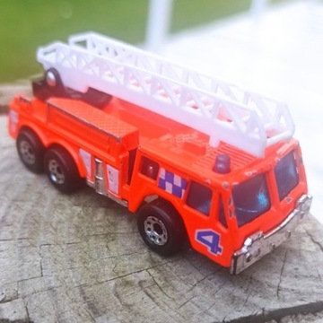 Matchbox fire engine - 1982