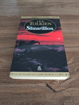 Silmarillion J.R.R. Tolkien