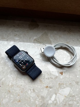 Apple Watch 4 44mm Space Gray smartwatch zegarek