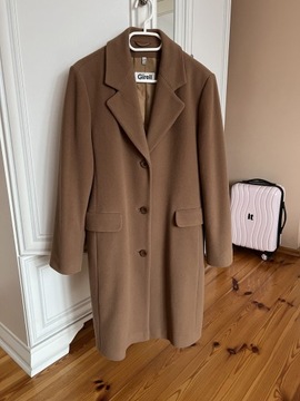 Piękny płaszcz wełna 100 % Girell rozmiar M/L 