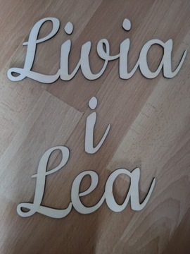 Napis Liwia i Lea kropki osobno 10 cm