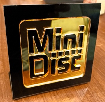 Stojak reklamowy z logo MiniDisc, MD, mini disc