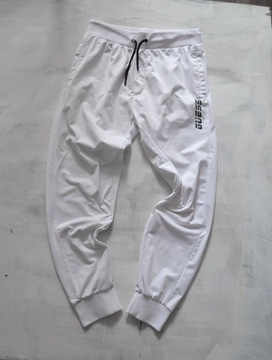 białe oldschoolowe dresy spodnie guess M 38 