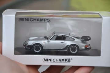 Minichamps Porsche 911 turbo 930 3.3 77 silver /43