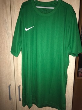 Zielona koszulka 