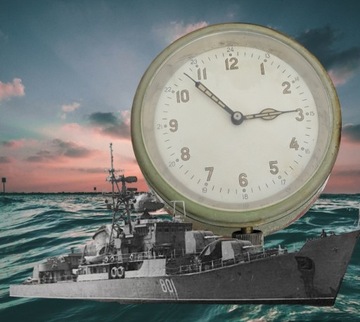 Zegar  okrętowy SPRAWNY  ze STATKU  1957 rok ZSRR