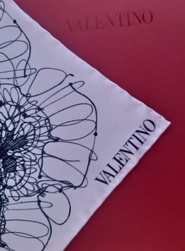 Chusta Valentino Red 135cm 100%Oryginalna
