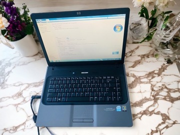 Laptop HP model HP530