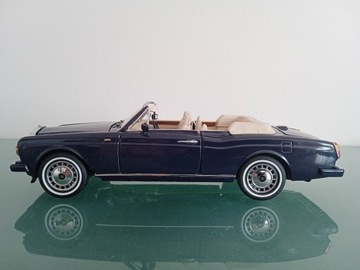 Rolls-Royce Corniche IV 1:24 nie Bburago - RARYTAS