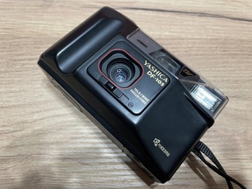 Kyocera Yashica DF-10S + Oryginale etui