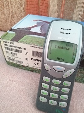 Nokia 3210        