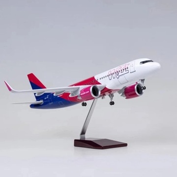 Model samolotu WIZZair skala 1:80! HIT!!50 cm!