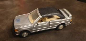 Model samochodu 1:36 z lat 80 Mercedes E190 Cabrio