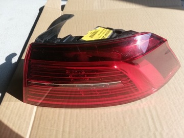 Lampa Passat b8 