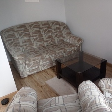 Komplet wypoczynkowy- sofa 2 osobowa + dwa fotele