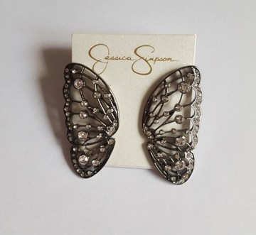 Jessica Simpson kolczyki cyrkonie motyle skrzydła
