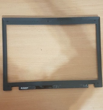 Ramka matrycy LENOVO THINKPAD SL500