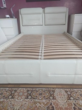 Łóżko do sypialni typu relaks 140x200