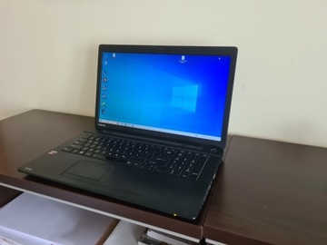 Laptop 17 cali Toshiba Satellite C75D, SSD 240GB