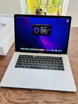 MacBook Pro 15.4" 2019, Intel i9, 16GB RAM, 512GB