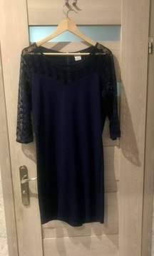 Dzianinowa sukienka z koronkową górą Vero Moda 40