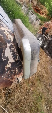 zderzak tył Pathfinder R50 3.3  uszkodzony