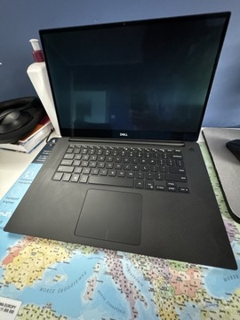 Dell xps15 7590 Core i7-9750H GTX1650