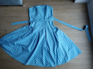 Błękitna sukienka w białe kropki XS