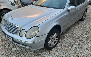 Mercedes w211 cały na część C775 