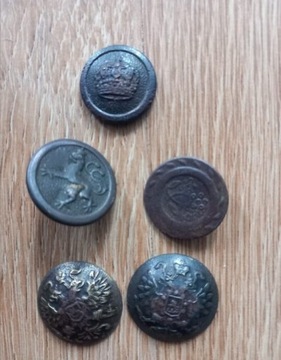 Stare guziki  na zamianę na monety