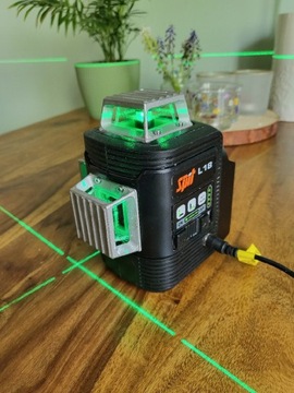 Spit L18 laser krzyżowy 3d zielony