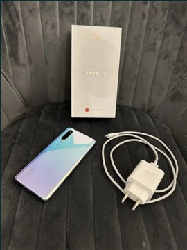 Huawei P30 w stanie idealnym