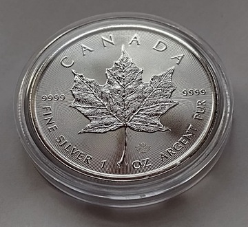 Kanada 5 dolarów Liść klonu 2022 Srebro 1 OZ