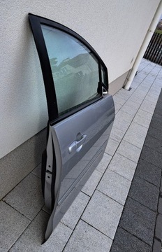 Drzwi prawe, przód Mazda 5, 2005-2010 