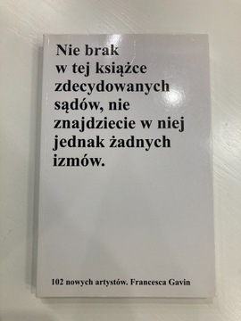 Nie brak w tej książce zdecydowanych sądów...