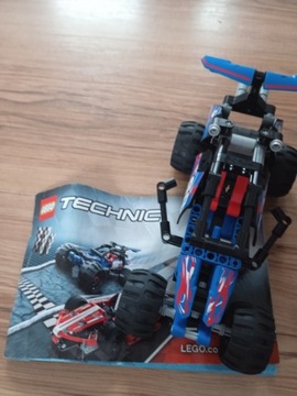 Samochód LEGO Technic nr. 42010