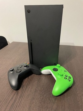 Konsola Xbox One X 1 TB czarny 