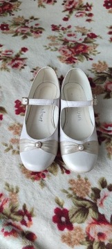 Eleganckie buciki białe 