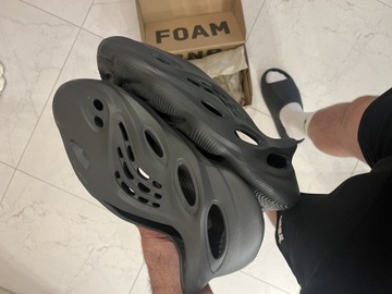 Adidas Foam runner onyx 46