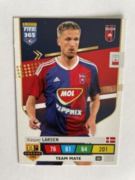 PANINI FIFA 365 2023 Team Mate Larsen 282