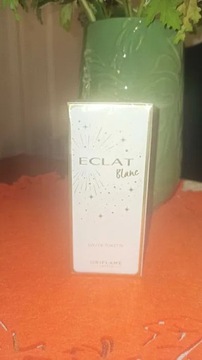 Woda toaletowa Eclat Blanc Oriflame