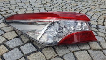 Lampa lewy tył toyota Camry full led
