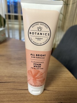 Botanics All Bright pianka do mycia twarzy 