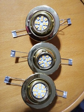 3 oprawy sufitowe + żarówki LED