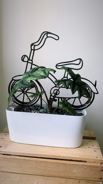 Ozdobna podpórka do roślin dekoracja rower