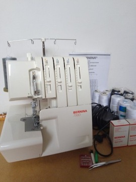 Bernina 700D overlok