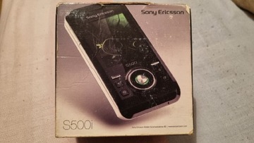 Pudełko, kable USB i ładowarka Sony Ericsson S500i